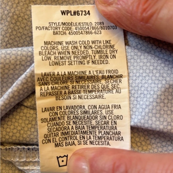 Boys Van Heusen Button Down Shirt Size 14/16 *Like new* - Picture 6 of 6